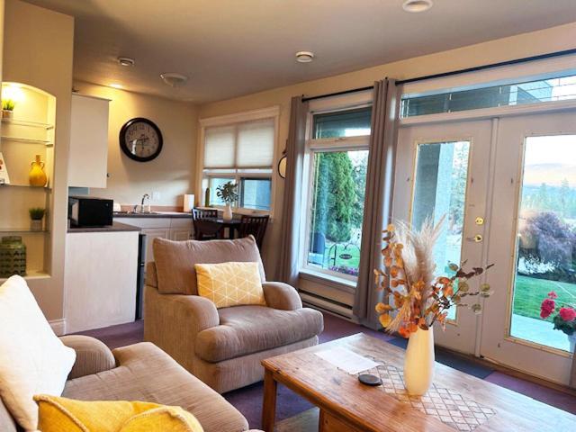 Quail Ridge Hotel Келоуна Екстериор снимка